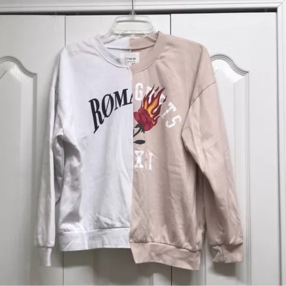 Cotton On Oversized Two-Tone Graphic Sweatshirt Size Extra Small Petite